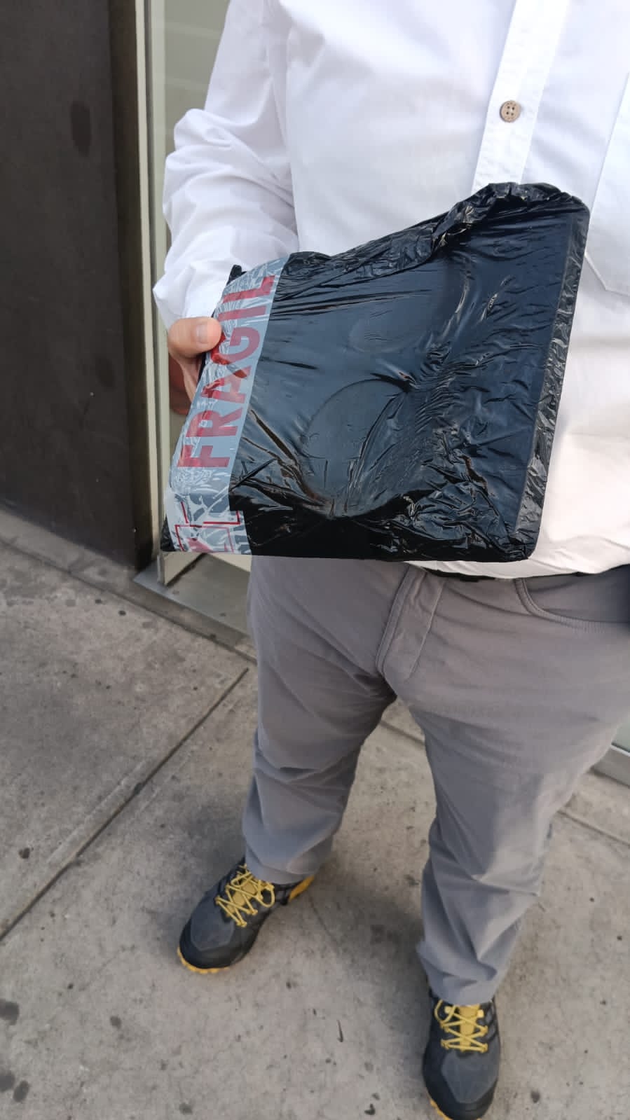 <em>Carlos Gonzales</em>